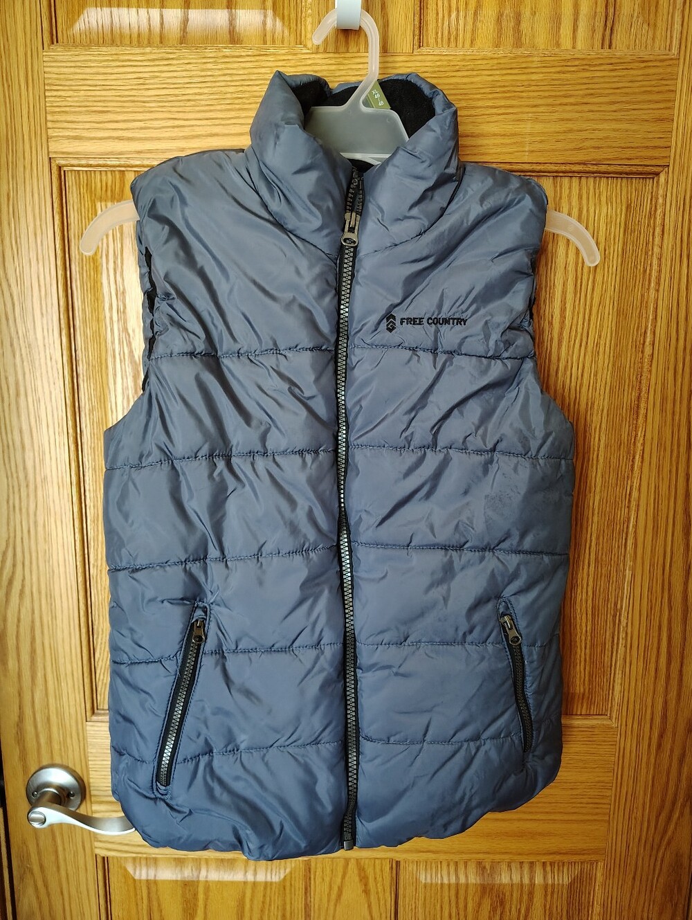 Free Country Men's Quilted Puffer Vest in Gray